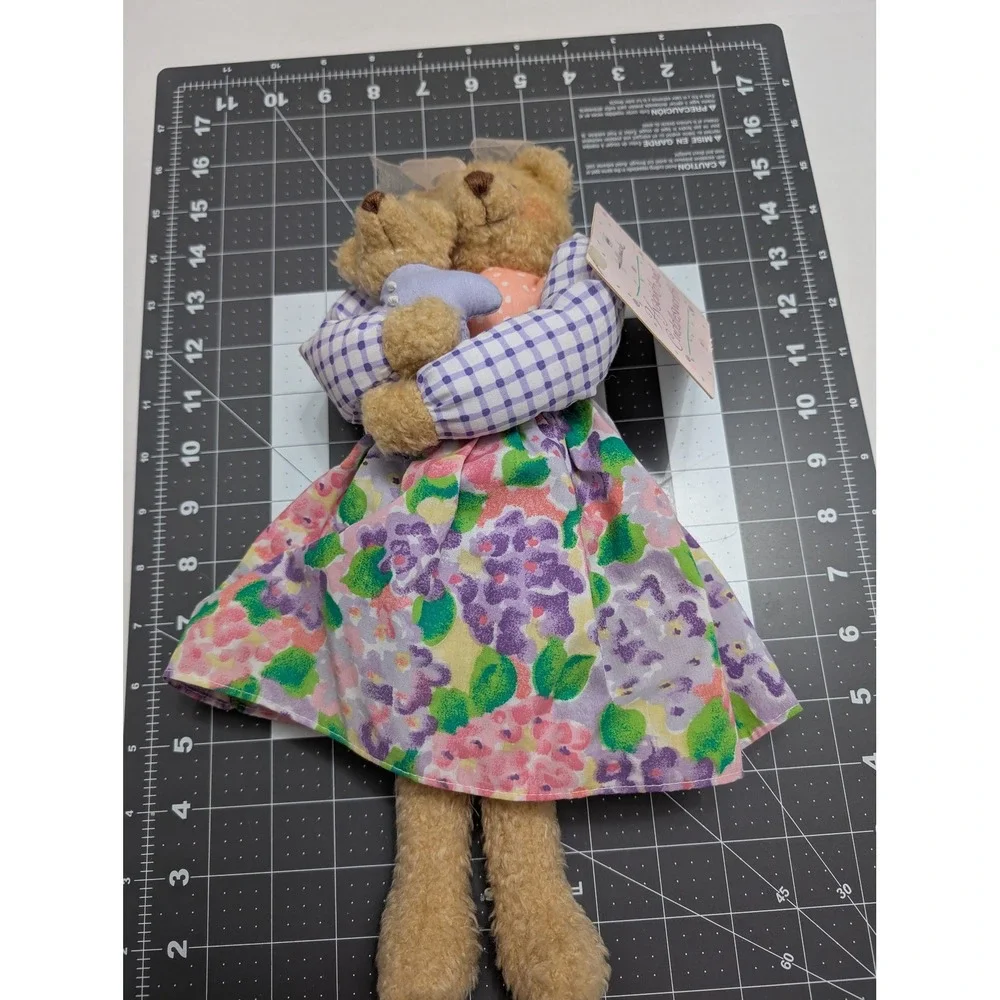 Hallmark Hyacinth & Cuddlesworth Mother Baby Teddy Bear Plush Floral Dress‎ tags